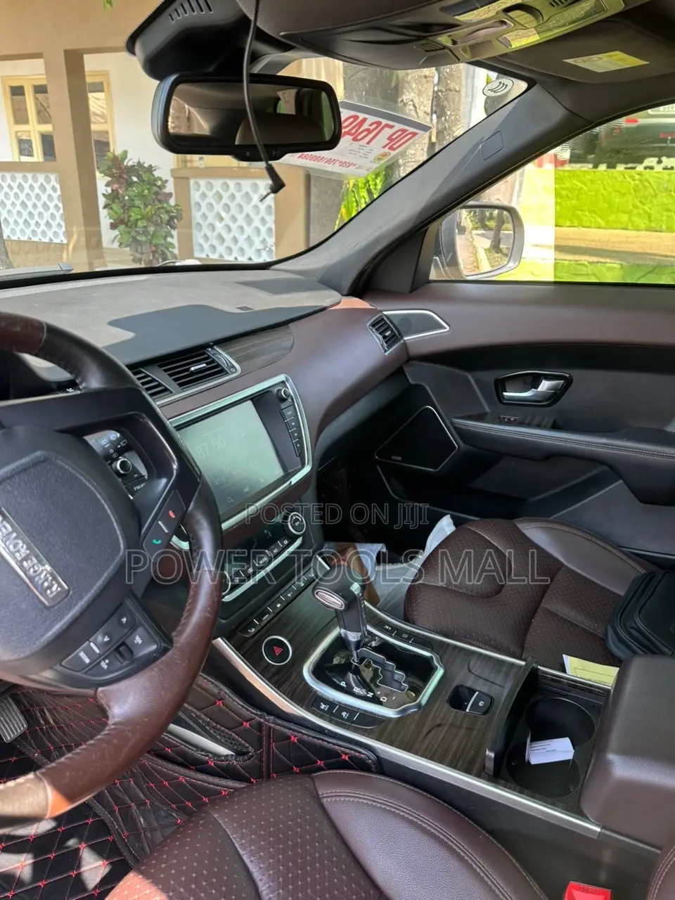 Land Rover Discovery 2016 Gold