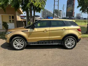 Land Rover Discovery 2016 Gold