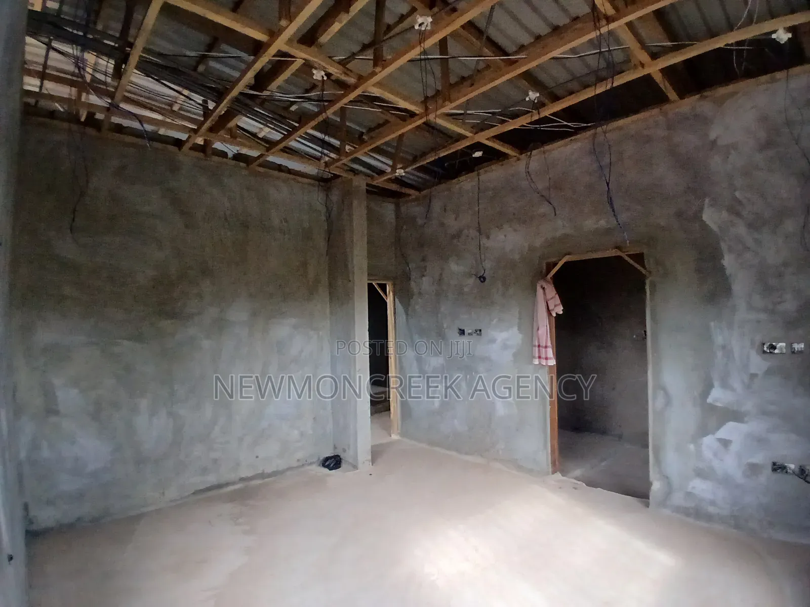 3bdrm Bungalow in Adenta,Amrahia., Accra Metropolitan for sale