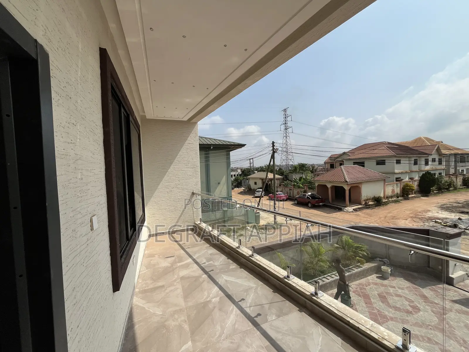 5bdrm House in Ipt, Denkyemuoso, Kumasi Metropolitan for sale