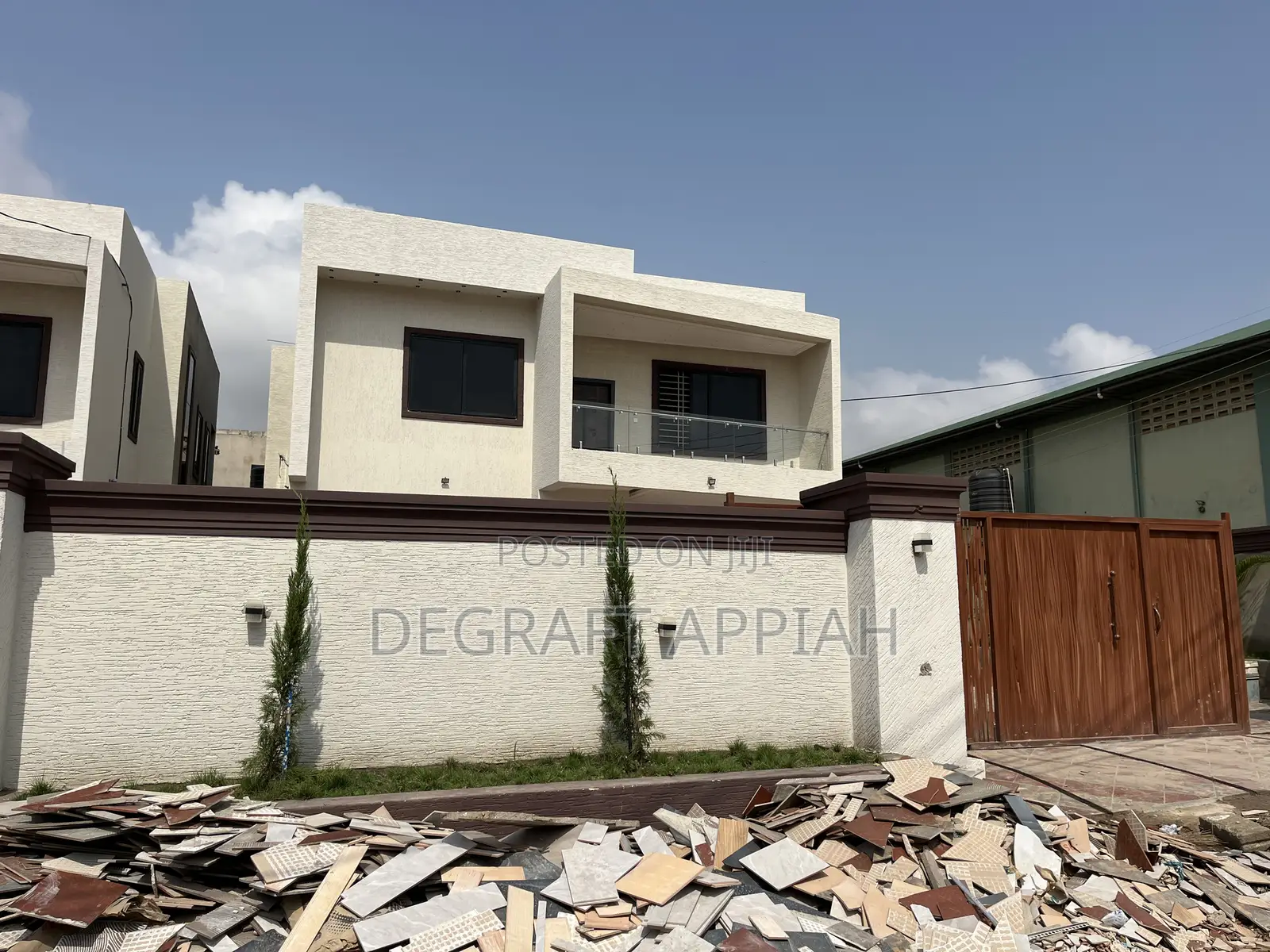 5bdrm House in Ipt, Denkyemuoso, Kumasi Metropolitan for sale