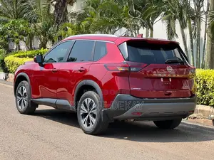 Nissan Rogue SV 2023 Red