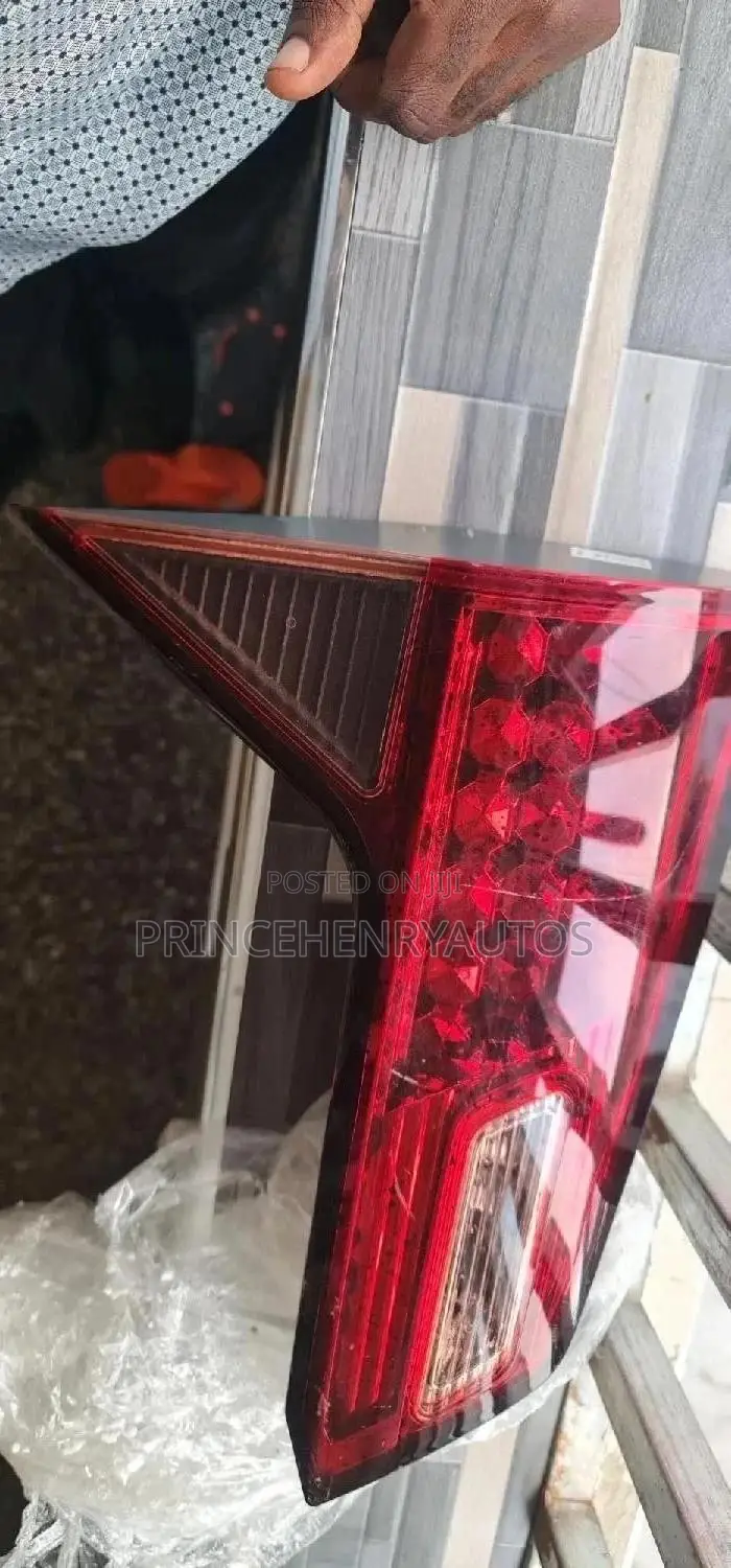 HRV 2016 2016 - 2018 Inner Tail Light or Boot Light Left