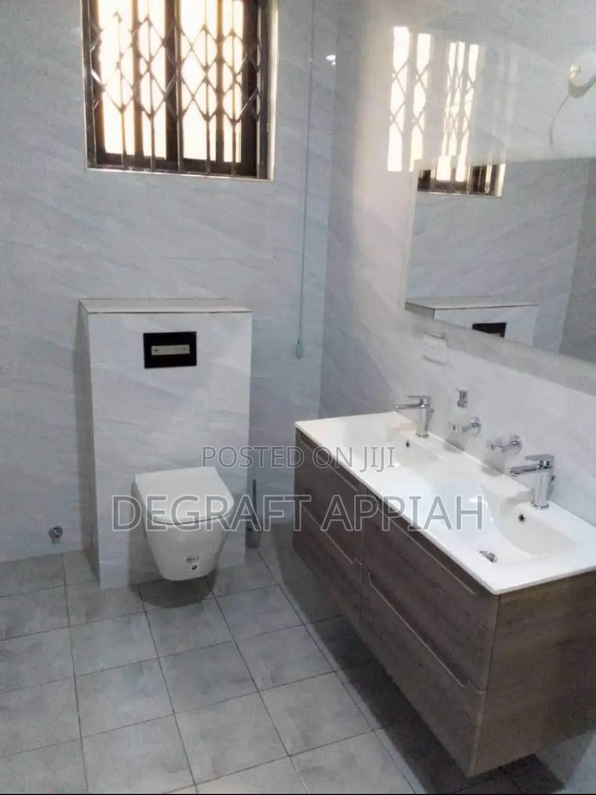 7bdrm House in Ahodwo Nhyieso, Kumasi Metropolitan for sale