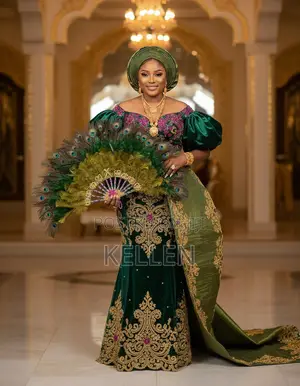 Ombré Emerald/Olive Green Peacock Tips Bridal Fan With Adinkra Symbols
