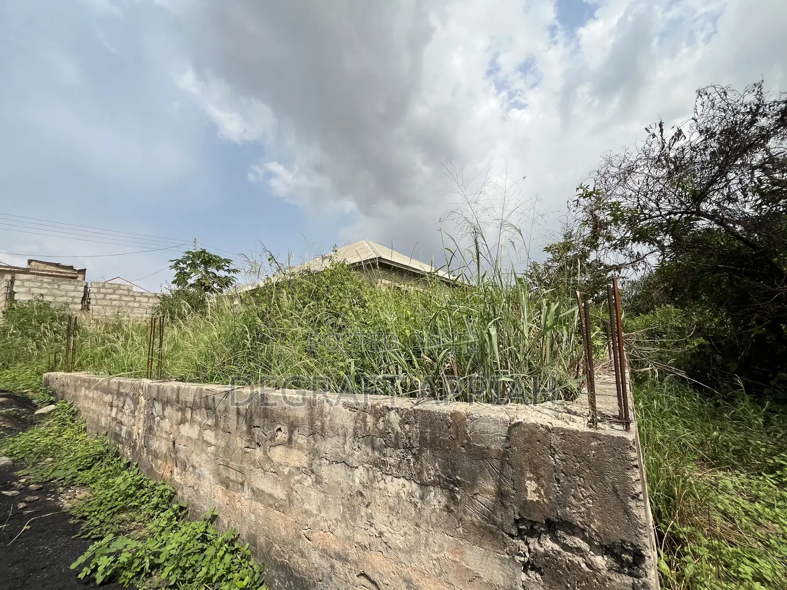 4 Separate Uncompleted Houses For Sale @ Buoho Sasa