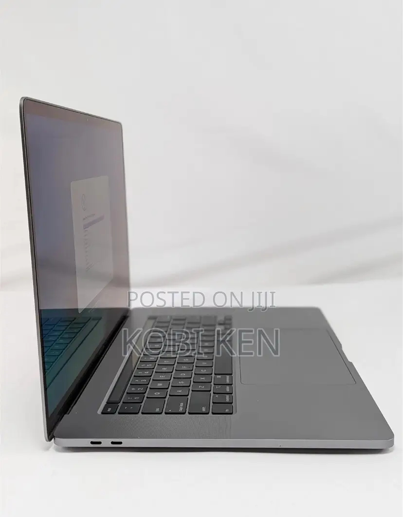 Laptop Apple MacBook Pro 2019 16GB Intel Core i9 SSD 512GB