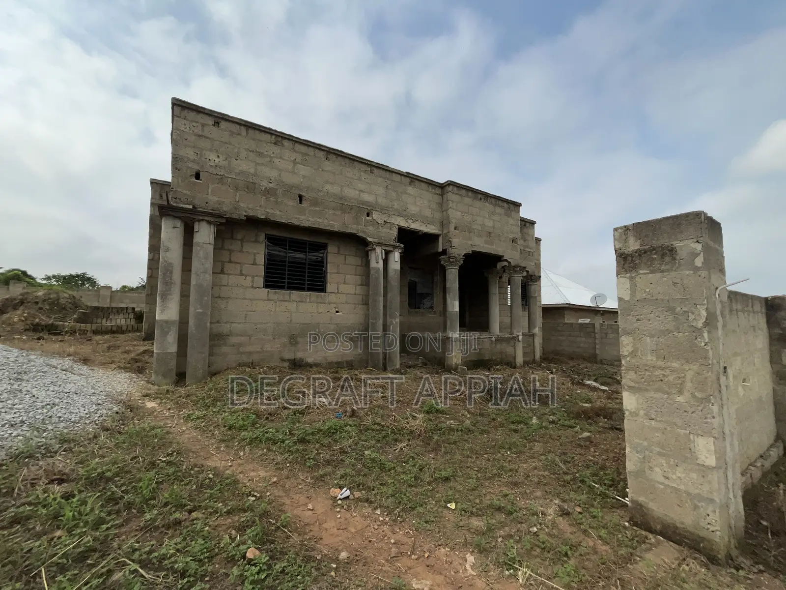 Semi Complete 4 Bedrooms House For Sale @ Akom