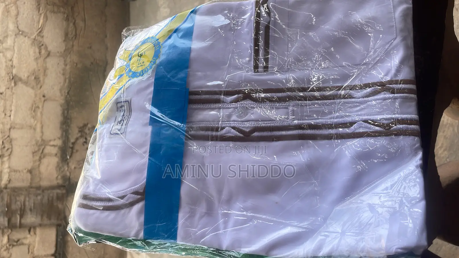 White Jalabiya for Both Men and Women
