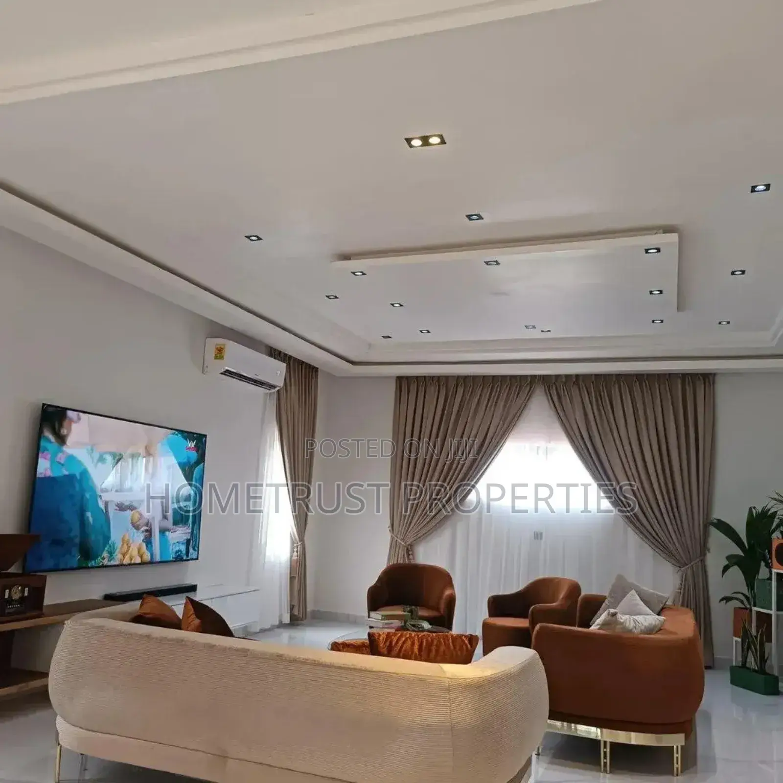 4bdrm Duplex in Hometrust Properties, American House for sale