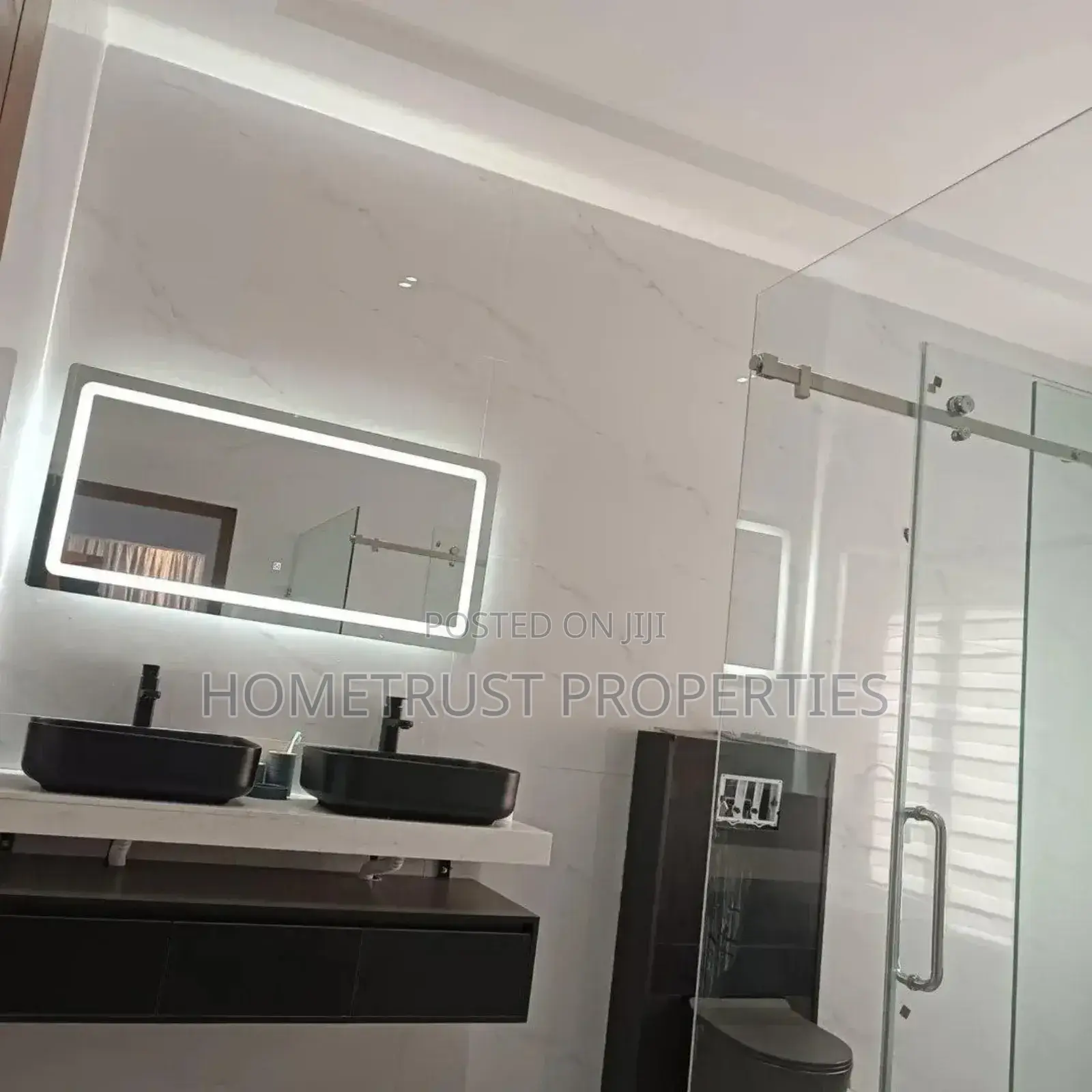 4bdrm Duplex in Hometrust Properties, American House for sale