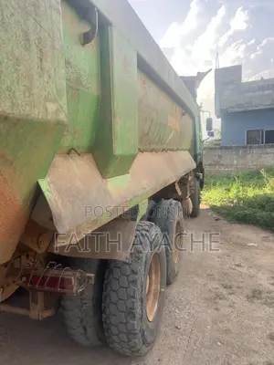 Zonda Tipper Truck