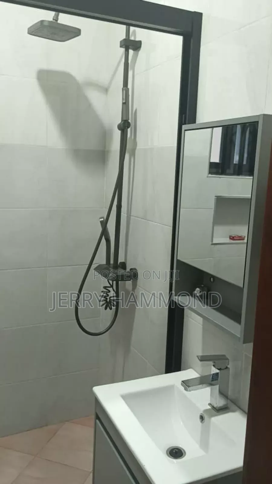 Furnished 2bdrm Apartment in Tseaddo Chain Homes for rent