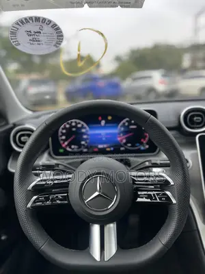 New Mercedes-Benz C300 2024 Gray