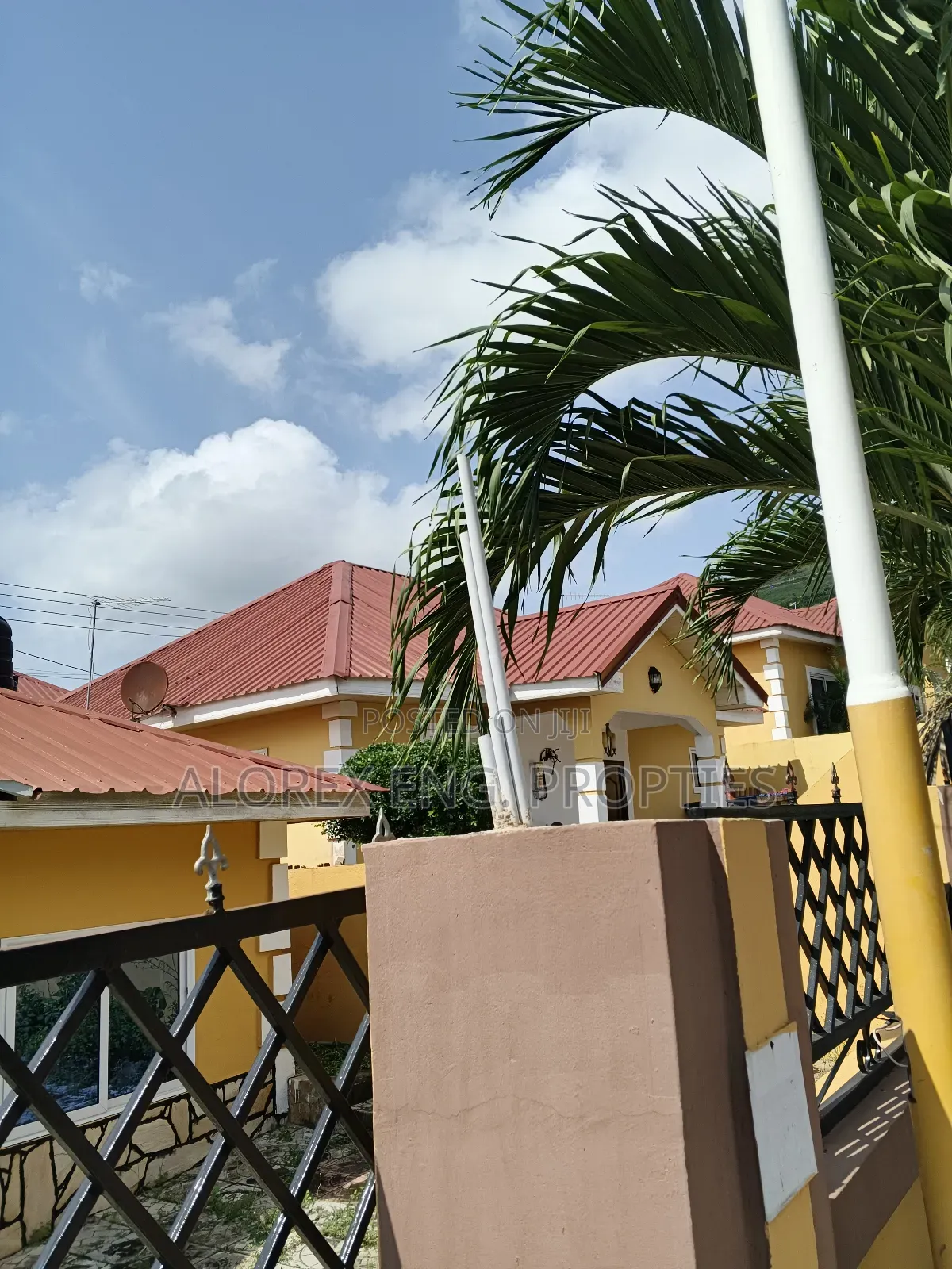 2bdrm House in Oyarifa for rent