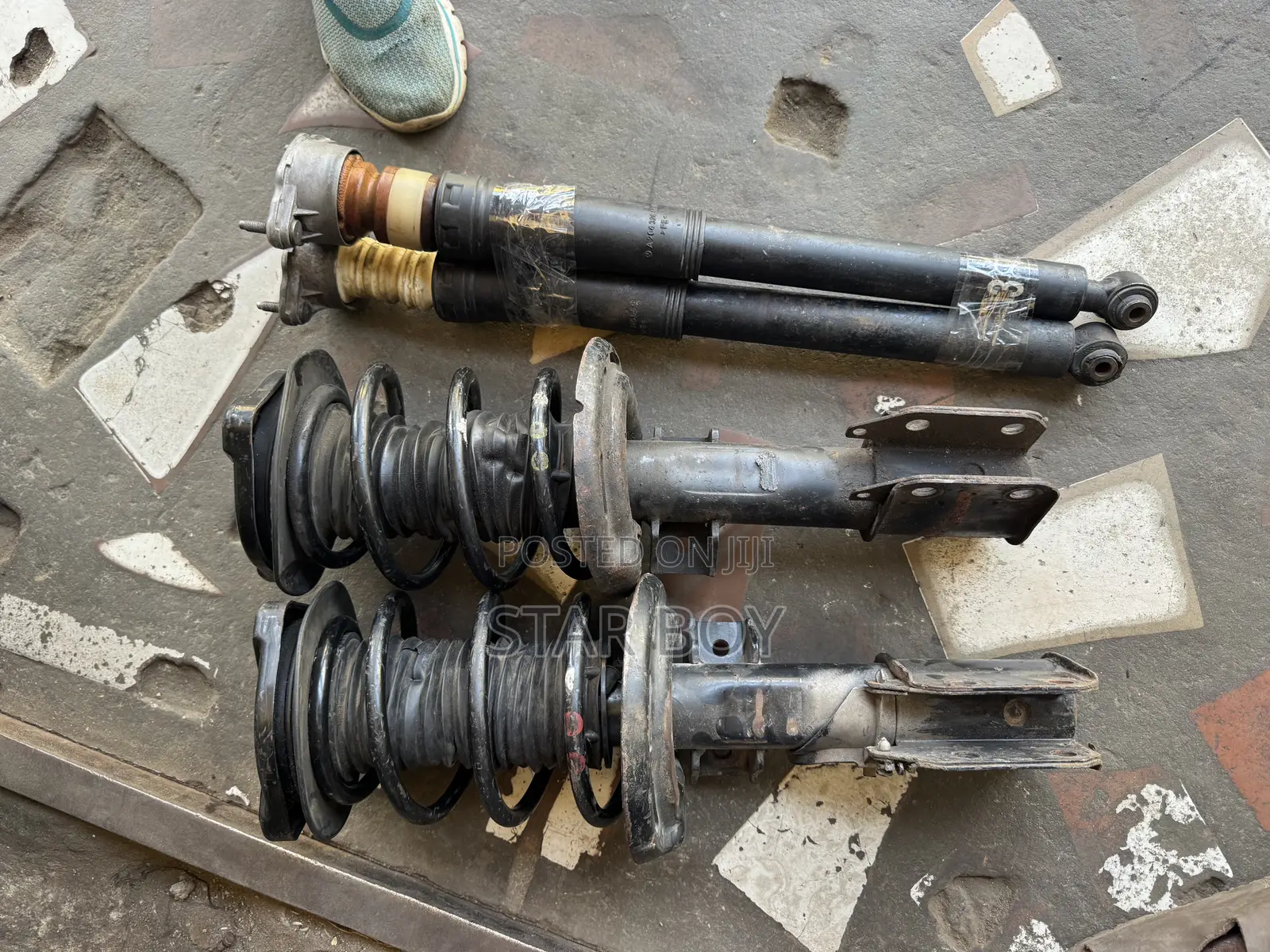 Mercedes Benz C300 Front Shocks 2004-2005