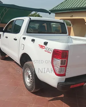 Ford Ranger Wildtrak 2013 White