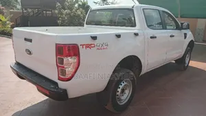 Ford Ranger Wildtrak 2013 White