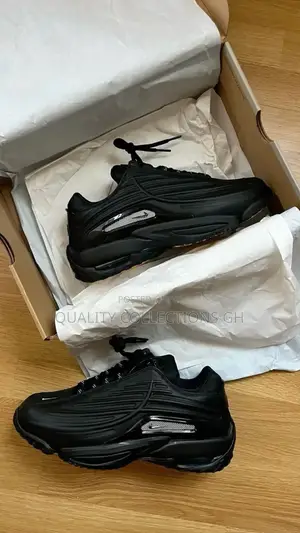 Nocta Hot Step Black