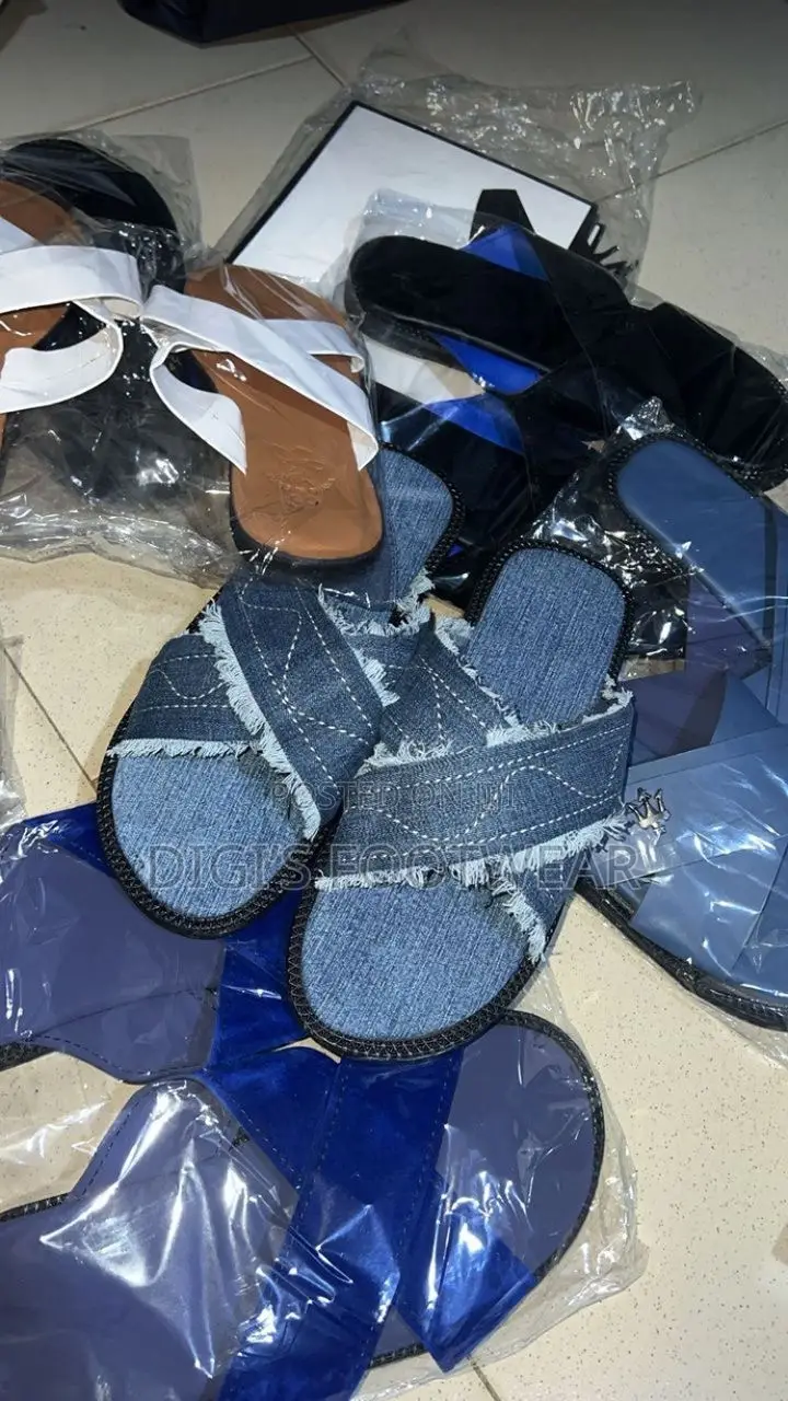 Blue Jeans Crossed Slippers