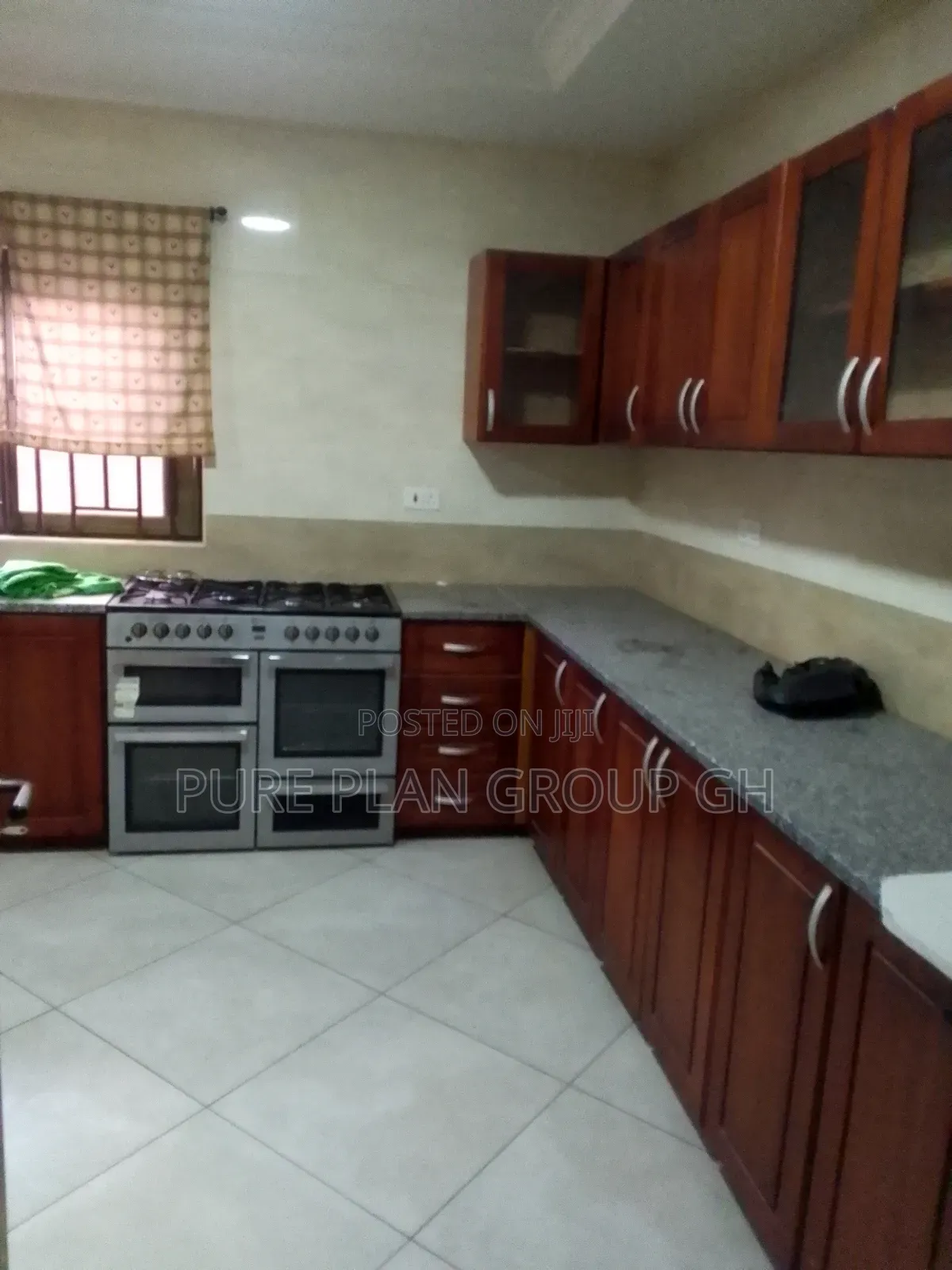 3bdrm House in Pokuase Afiaman for rent