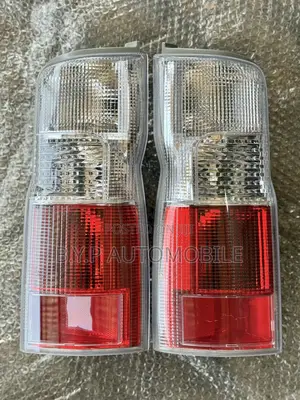 Nissan Stanbic Caravan Taillight 2006