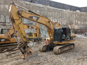Jackhammer Excavator for Rent