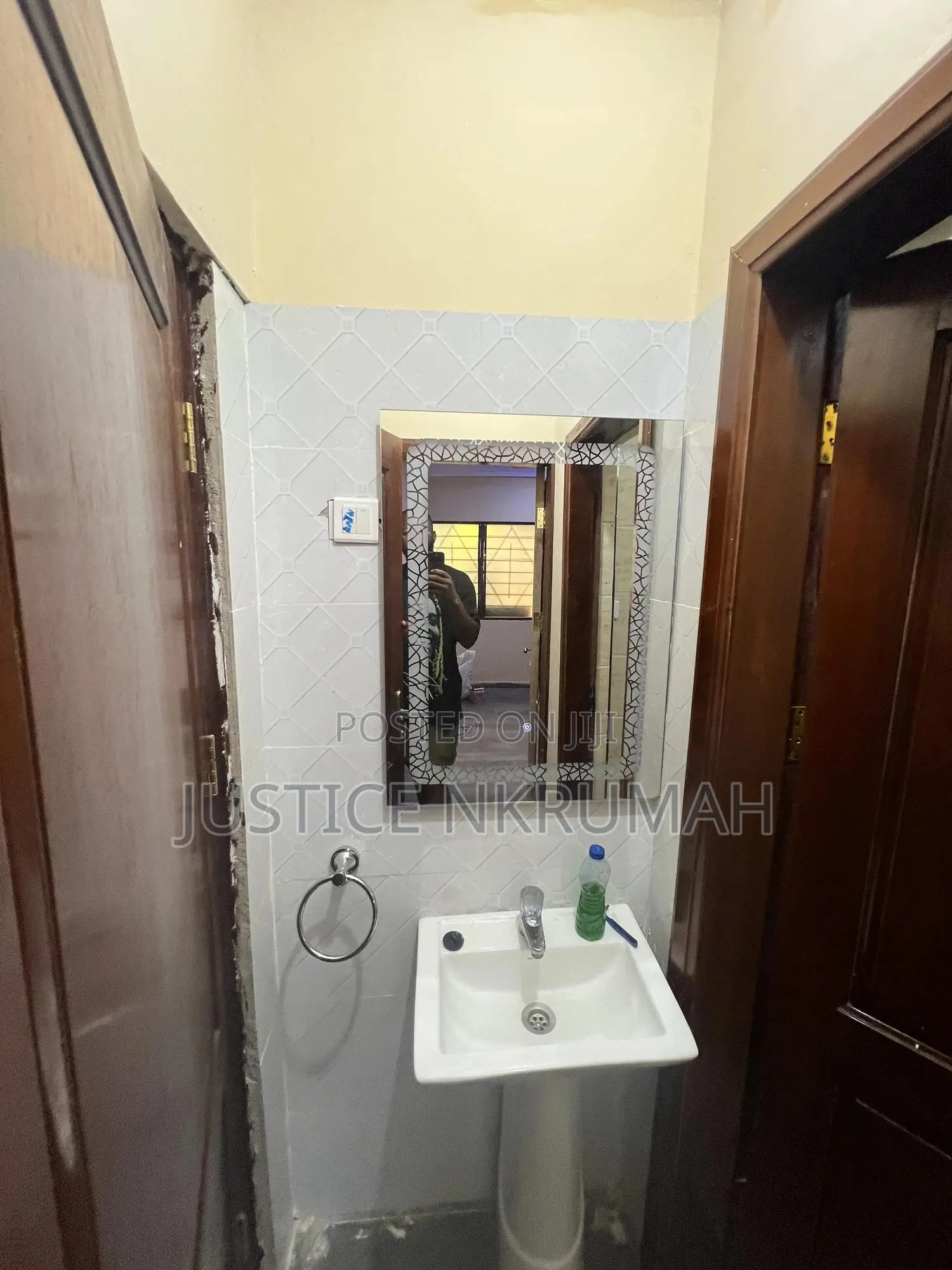 1bdrm Apartment in Mr Justice Estate, Old Barrier for rent