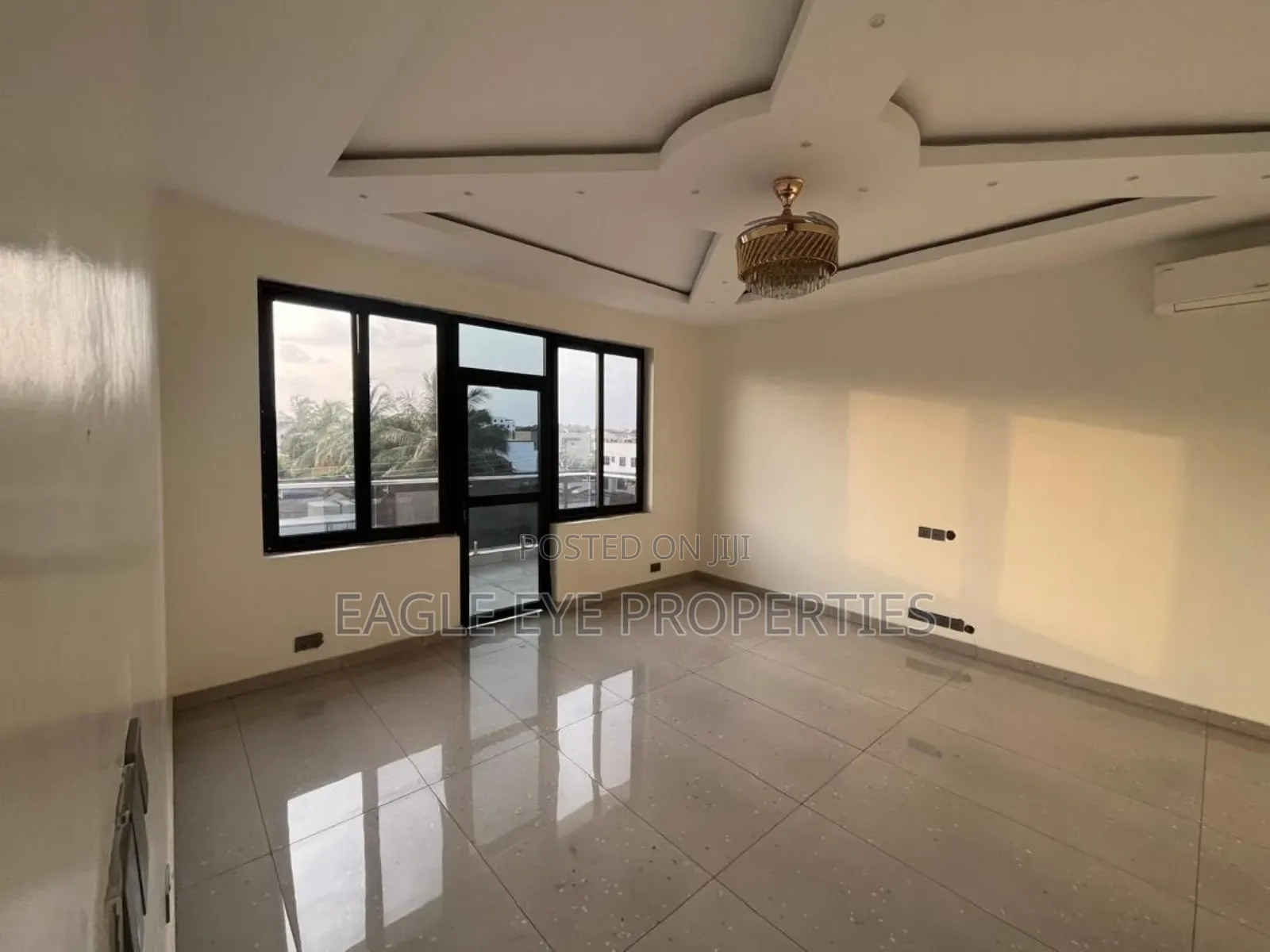 5bdrm House in East Legon for sale
