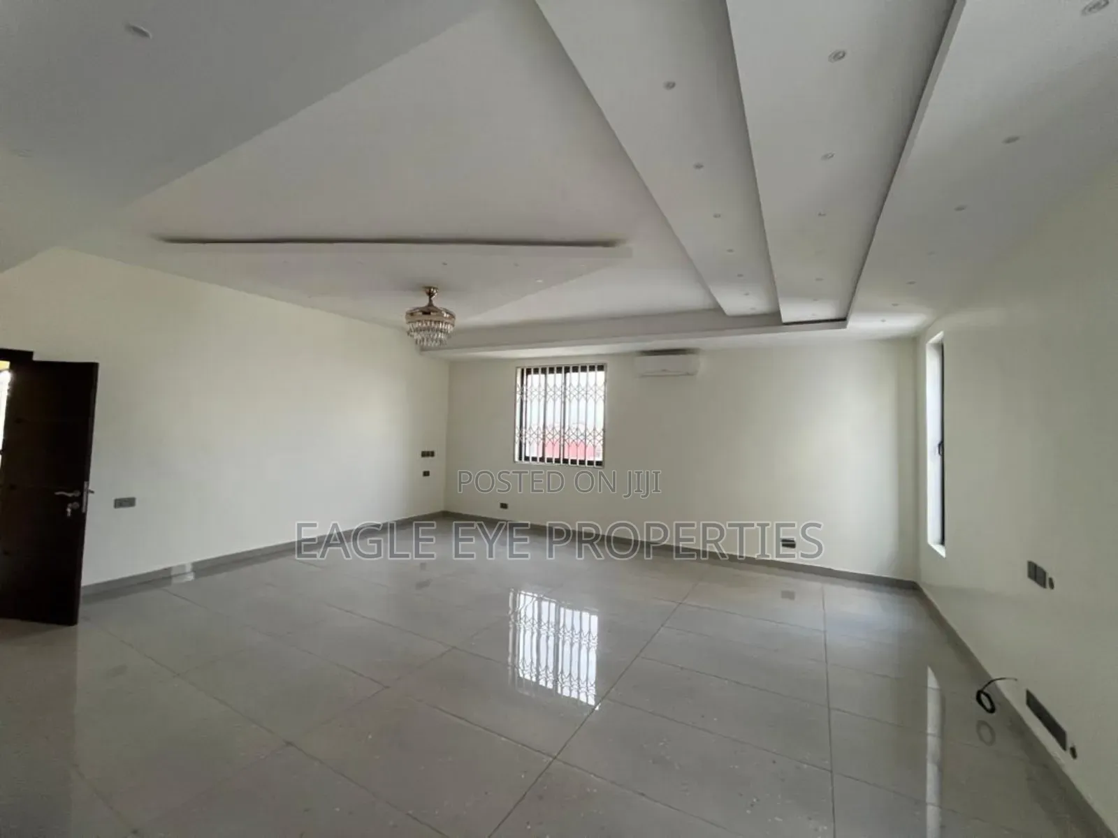 5bdrm House in East Legon for sale