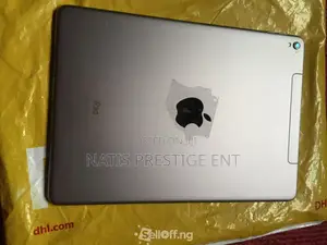 Apple iPad Pro 9.7 (2016) 128 GB Silver