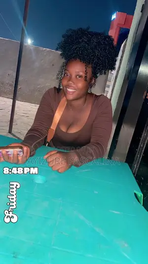 Live in House Help (Female