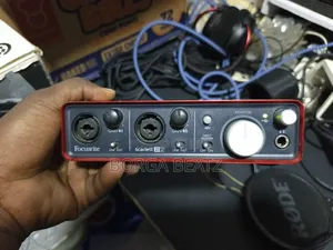 Focusrite 2i2 Scarlett Studio Soundcard