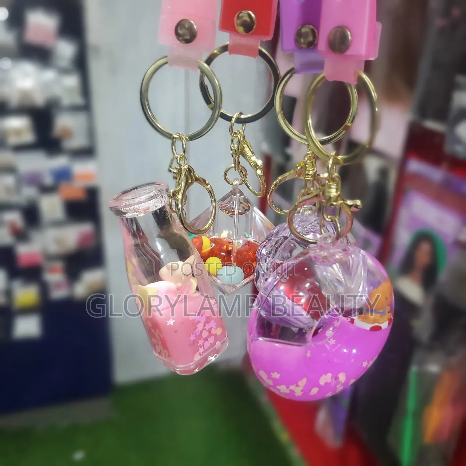 Liquid Floating Keychain – Cute Aesthetic Bag Charm
