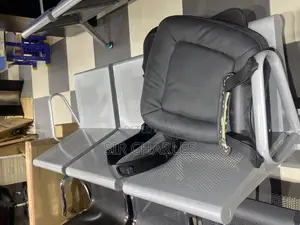 Thick 3 in 1 Metallic Waiting Chair
