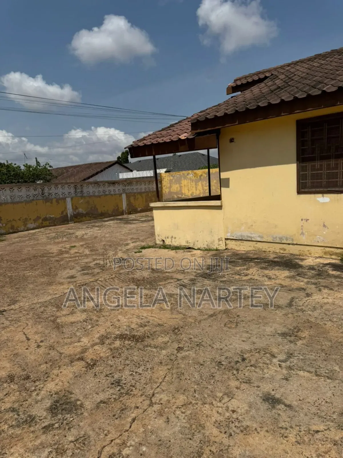 2bdrm House in Paraku Estate, Spintex for sale