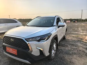 Toyota Corolla Cross 2.0 Petrol AWD 2022 White