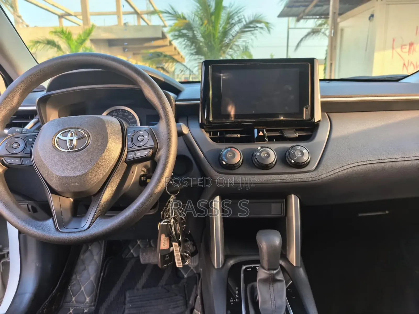 Toyota Corolla Cross 2.0 Petrol AWD 2022 White