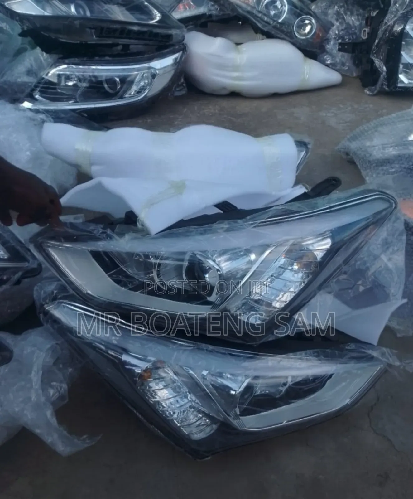 Hyundai Santa Fe 2015 Headlight