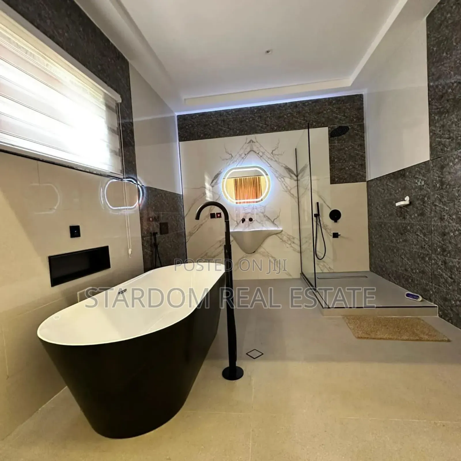 4bdrm Duplex in East Legon Hills for sale