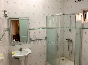 Furnished 1bdrm Apartment in West Hills Mall Area for rent
