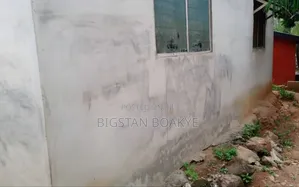 2bdrm House in Weija for sale