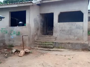2bdrm House in Weija for sale