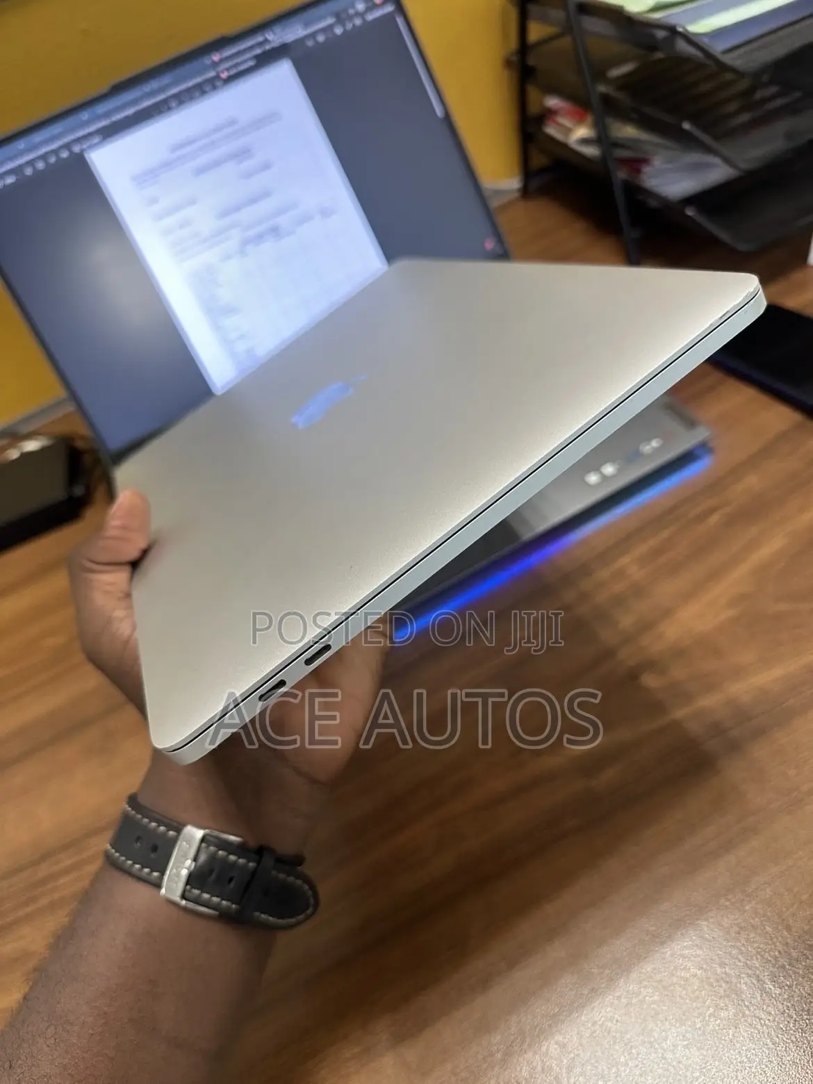 Laptop Apple MacBook Pro 2019 8GB Intel Core i5 SSD 256GB