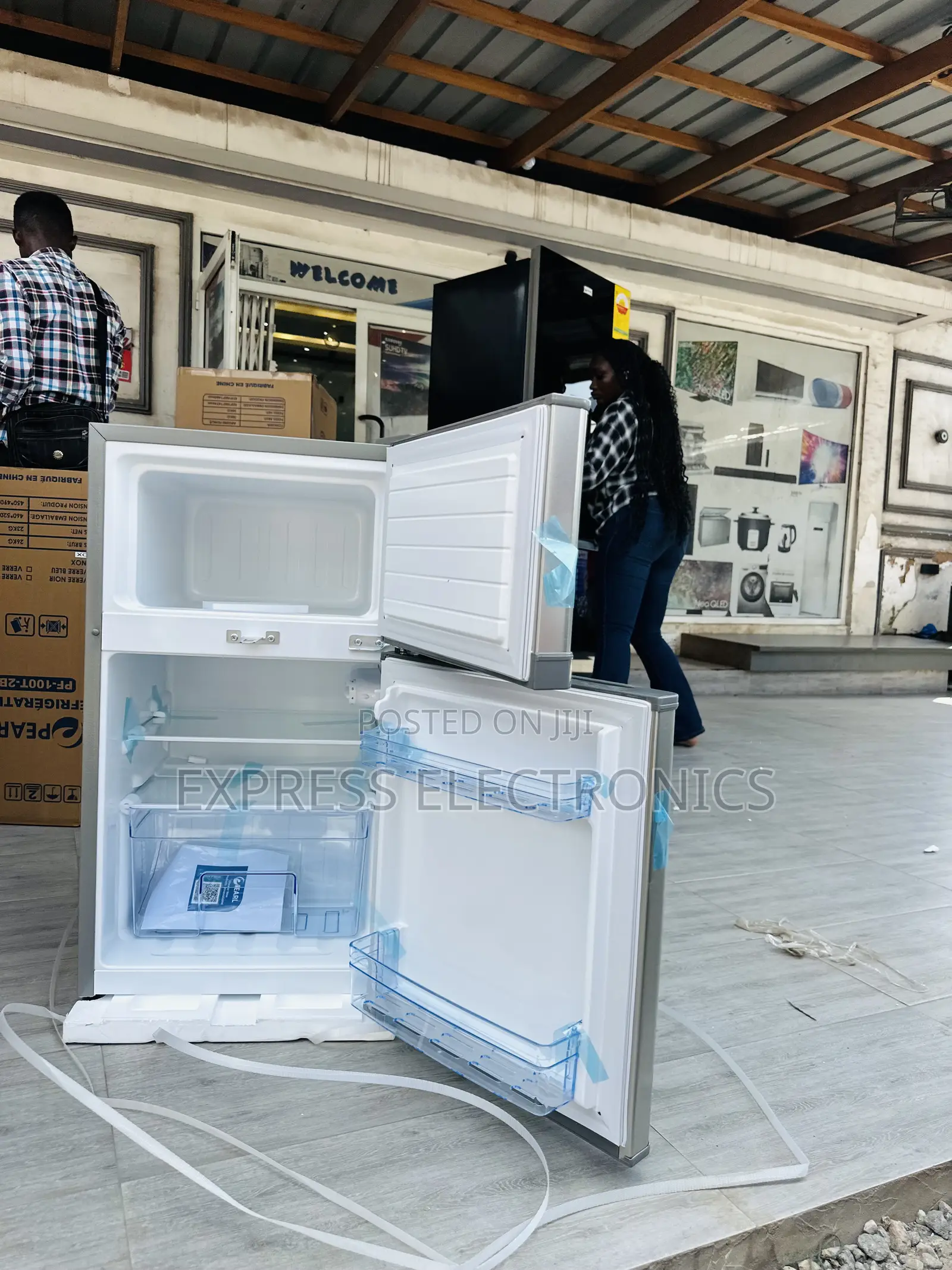 Grab Your Favorite Pearl Pf-100-2b Double Door Fridge
