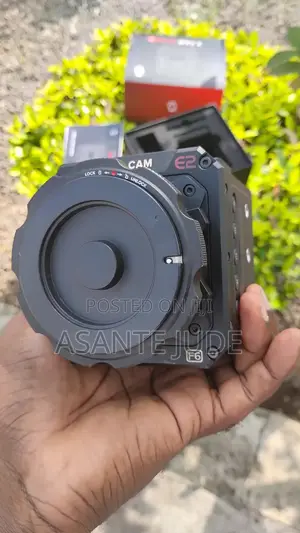 Zcam E2 F6 Cinema Cam (+ Free Cage)