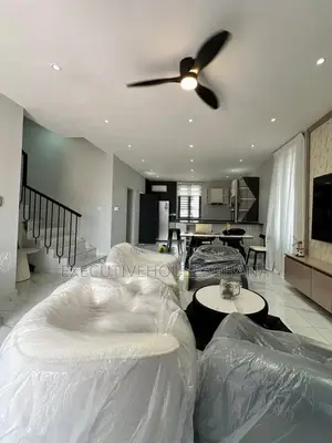4bdrm House in Executivehousesghana, Lake Side Estate for sale