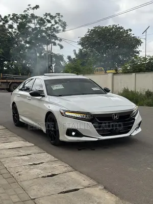 Honda Accord Sport 2.0T 2021 White