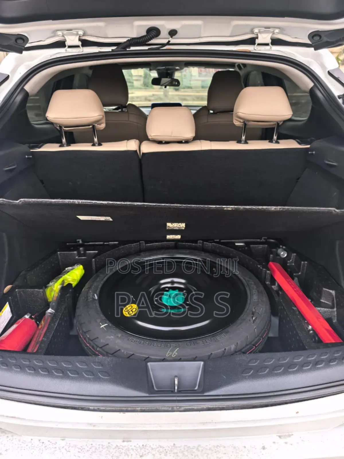 Toyota C-HR Limited 2021 White