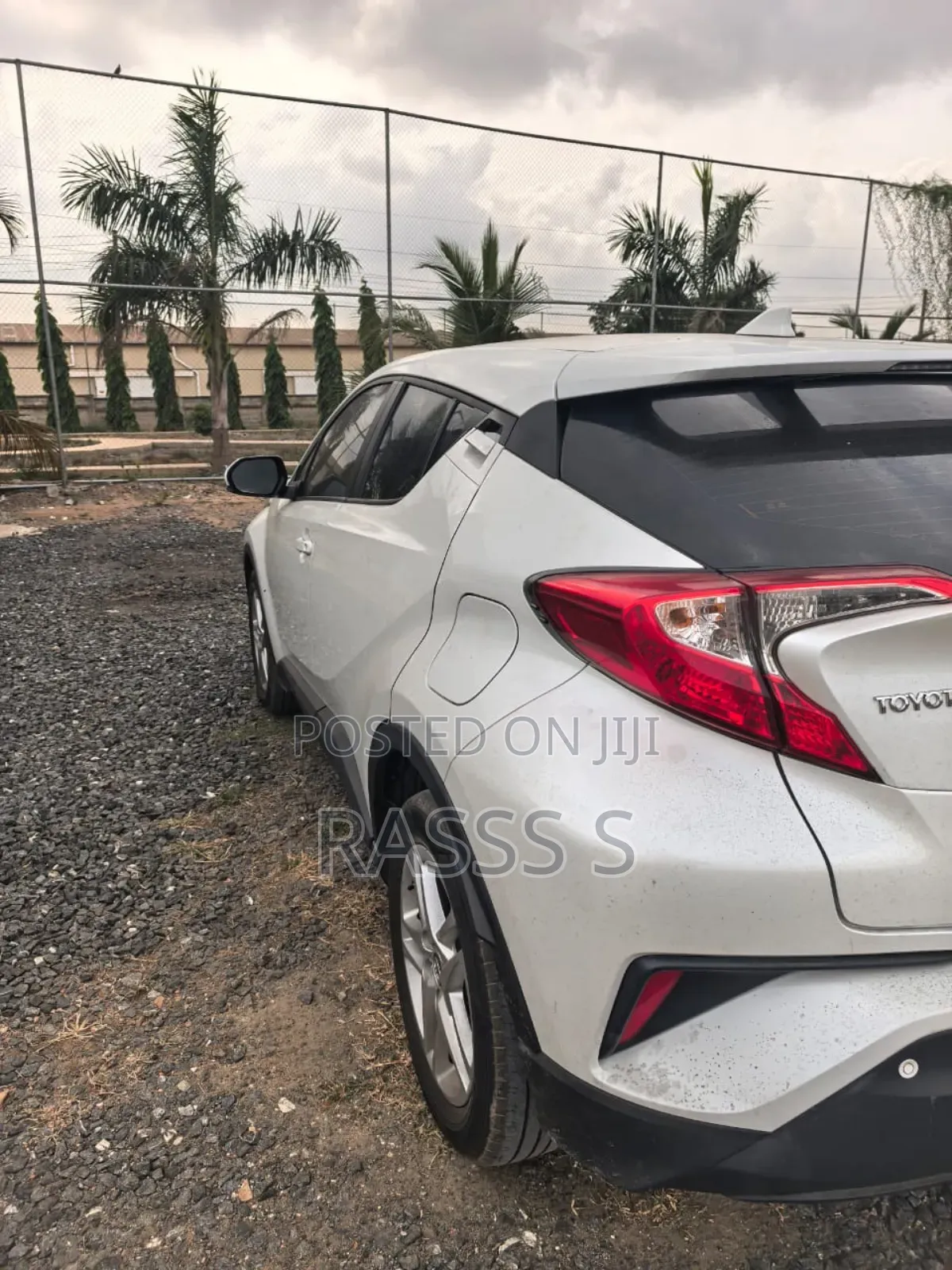 Toyota C-HR Limited 2021 White
